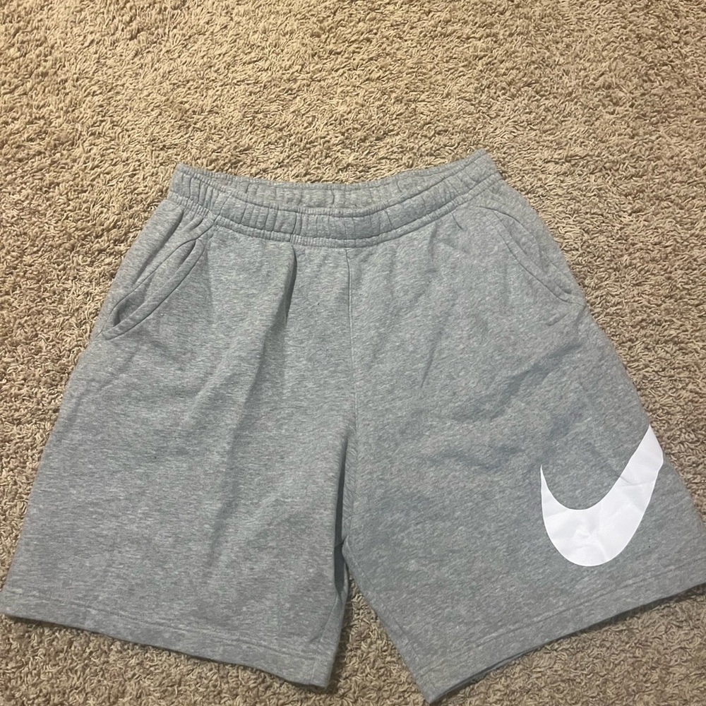 Nike Gray Men's Shorts